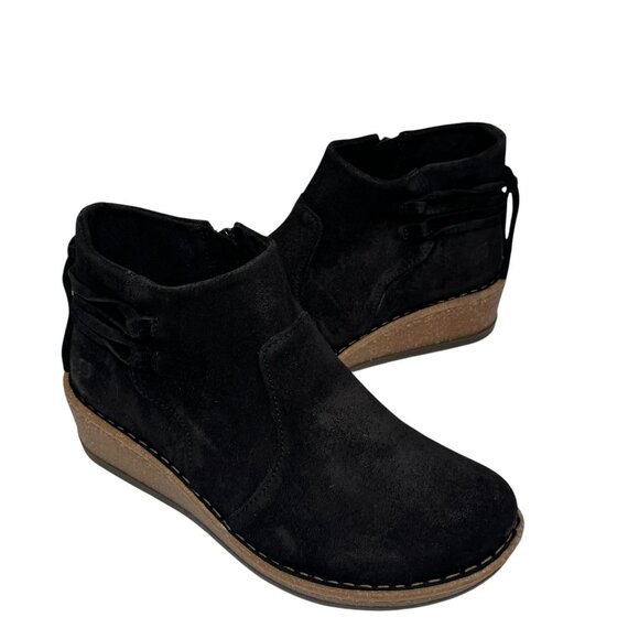 Born Women's Viana Black Distressed Suede Wedge Ankle Zip Booties Size 9 NEW - Picture 2 of 5